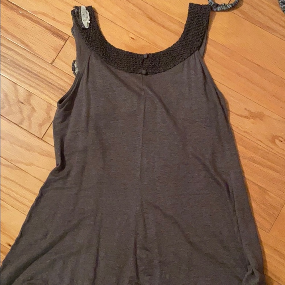 Top - Picture 3 of 3